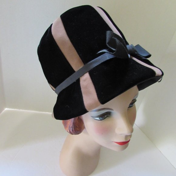 SALE Vintage 1960 Era bucket Style Hat Black Velvet Brown Satin by Royce main image 9